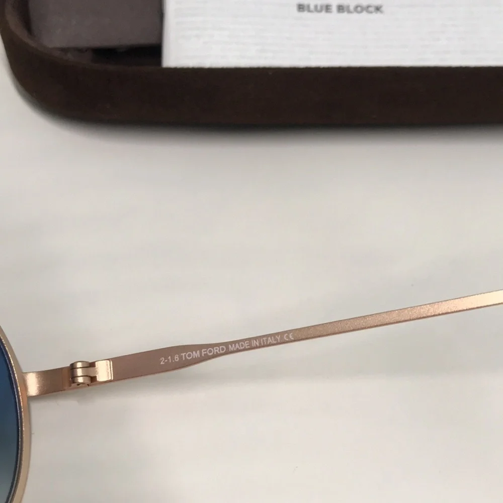 Tom Ford TF450 28P “Cliff” Aviator Sunglasses – Rose Gold / Gradient Blue